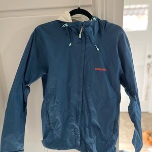 Patagonia Blue Hooded Torrentshell 3L Rain Jacket